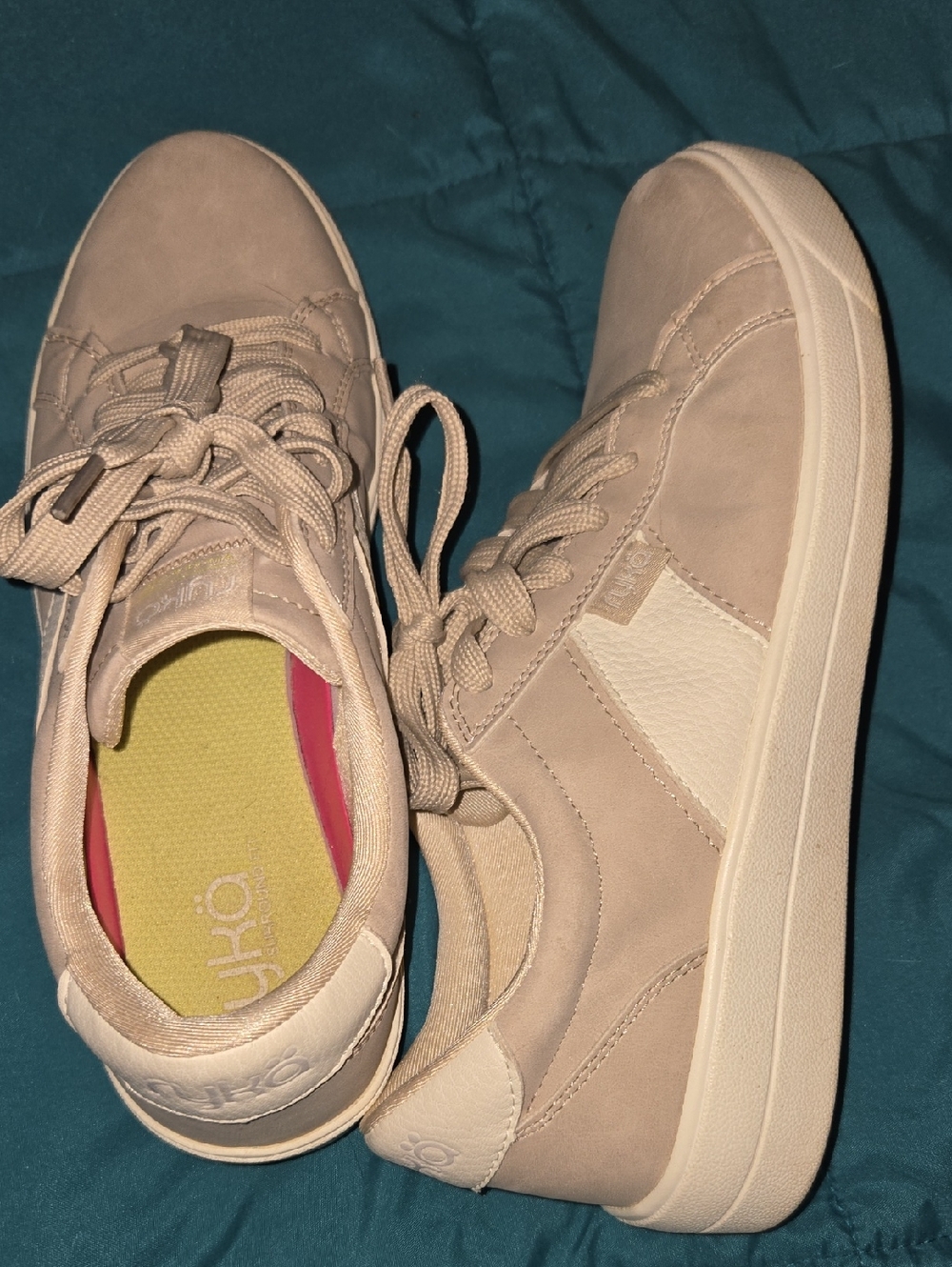 Ryka Taupe Suede Low-Top Sneakers Sz 8.5